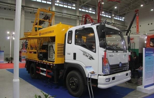  車(chē)載式攪拌拖泵