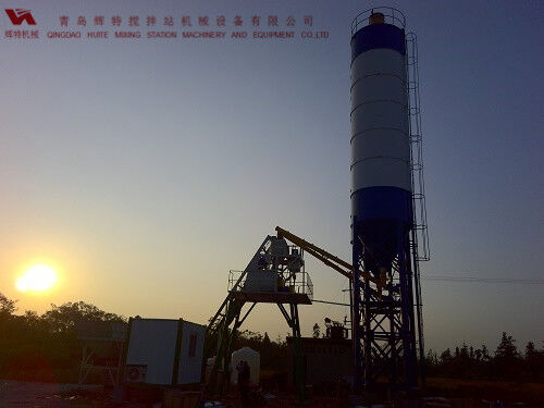 攪拌站HZS35易損件少，維護(hù)簡(jiǎn)單，運(yùn)行費(fèi)用低