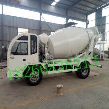 湖北荊門4立方 自上料攪拌車混凝土攪拌車四輪驅(qū)動廠家直銷