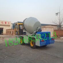 湖北宜城濟(jì)寧金億重工3方自上料混凝土攪拌車 四輪驅(qū)動