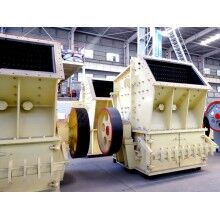 在砂石緊缺的非常時期,小型碎沙機發(fā)揮大作用