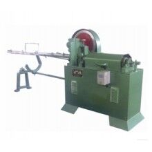 4-12快速廢舊鋼筋調(diào)直機(jī)