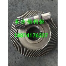 廠價(jià)直銷三一HZS系列混凝土攪拌機(jī)配件，攪拌站減速機(jī)螺旋傘齒